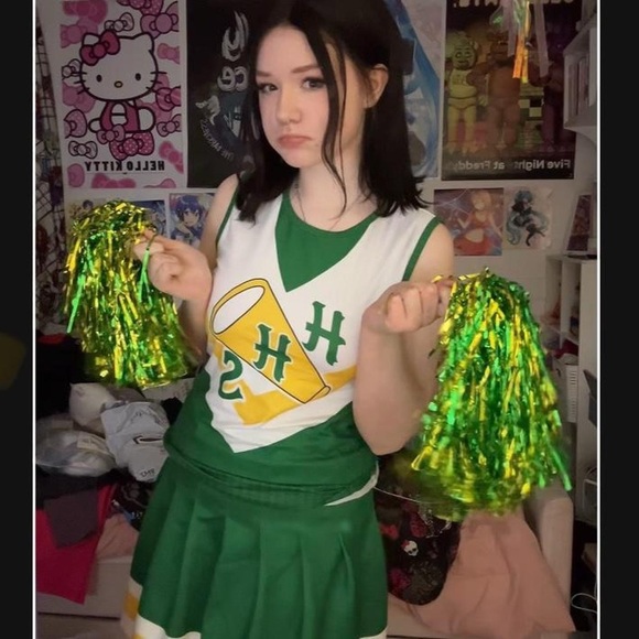 Chrissy Cunningham Stranger things cosplay costume - Picture 1 of 4